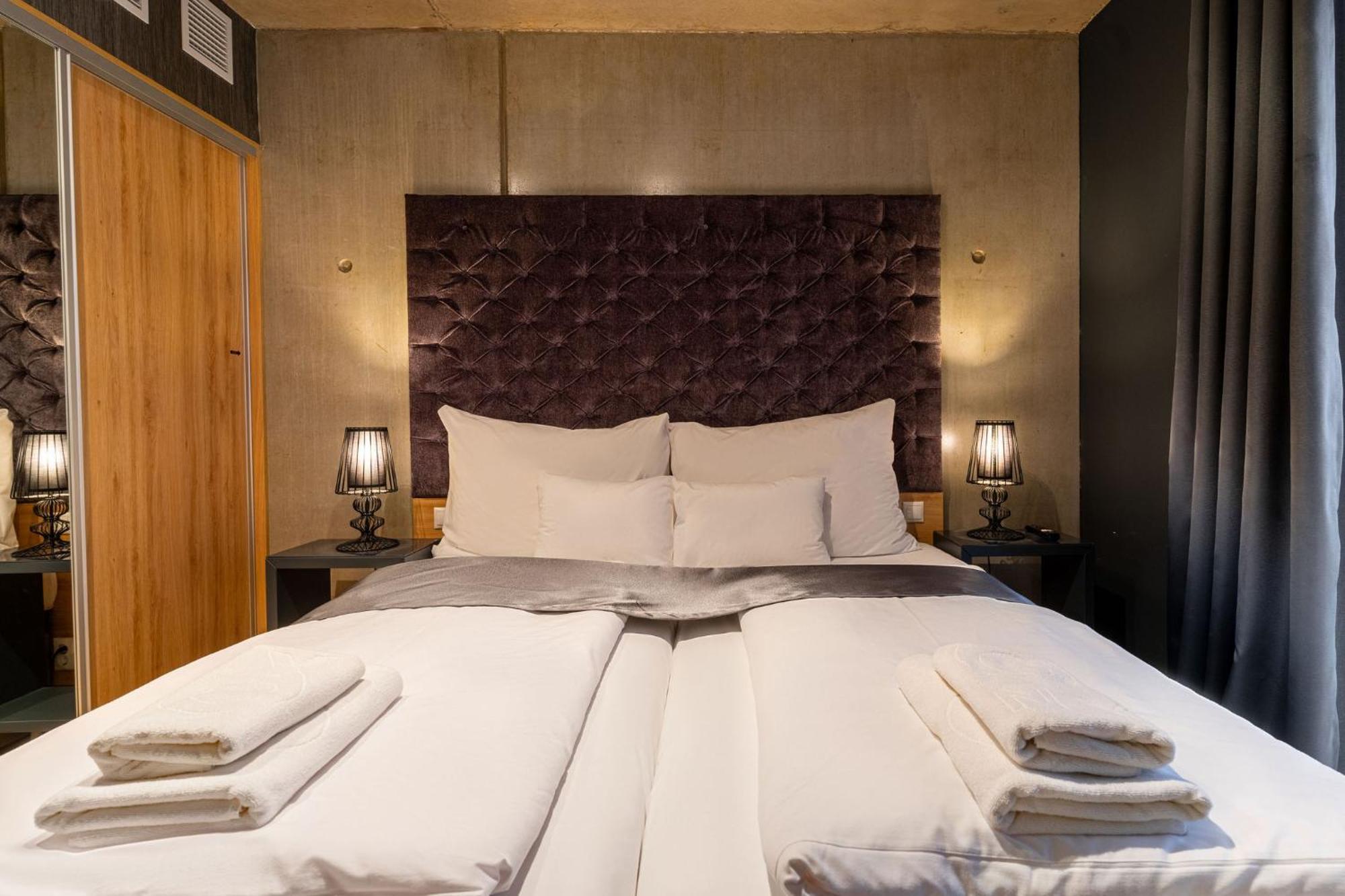 Onyx Luxury บูดาเปสต์ ภายนอก รูปภาพ