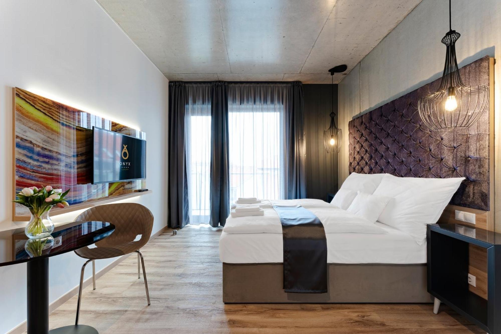 Onyx Luxury บูดาเปสต์ ภายนอก รูปภาพ
