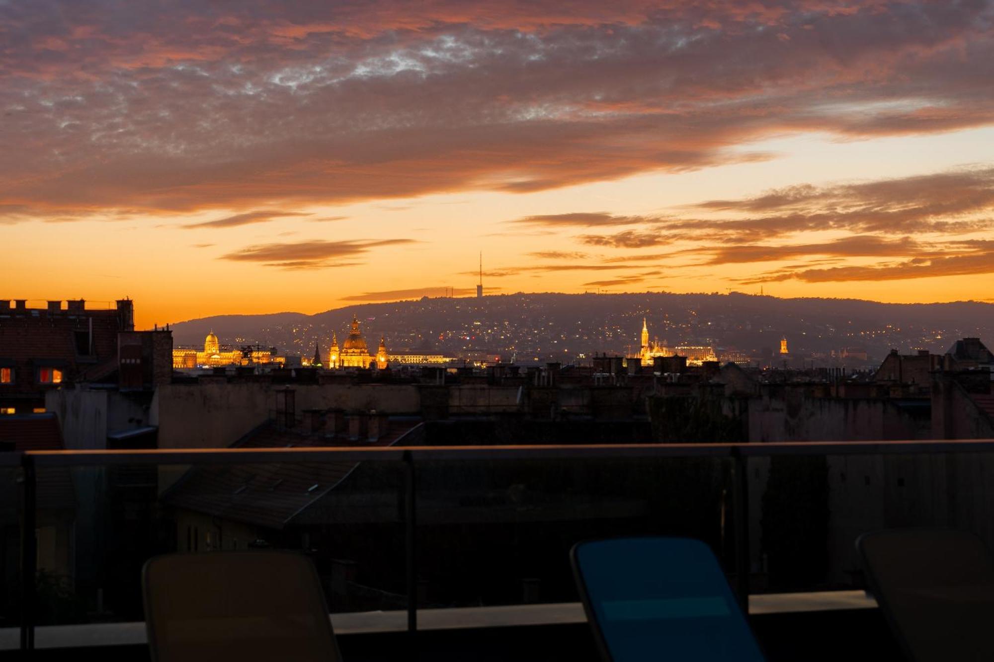 Onyx Luxury บูดาเปสต์ ภายนอก รูปภาพ